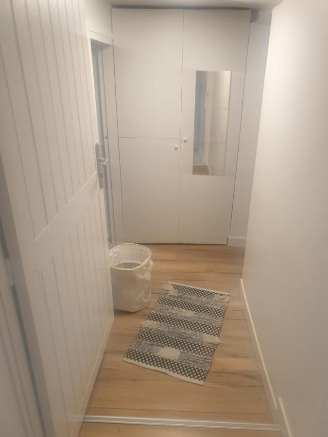 萨尔塞勒Studio 25M2 Independant Sous-Sol公寓 外观 照片